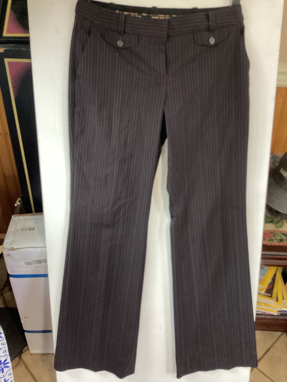 Women’s express design studio pants size 6. 31 waist 30 inseam